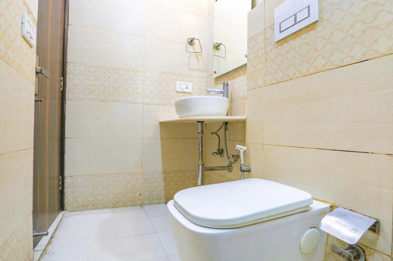 Fabhotel Jpm The Grand Bella - Nr Nehru Place Market 뉴델리 외부 사진